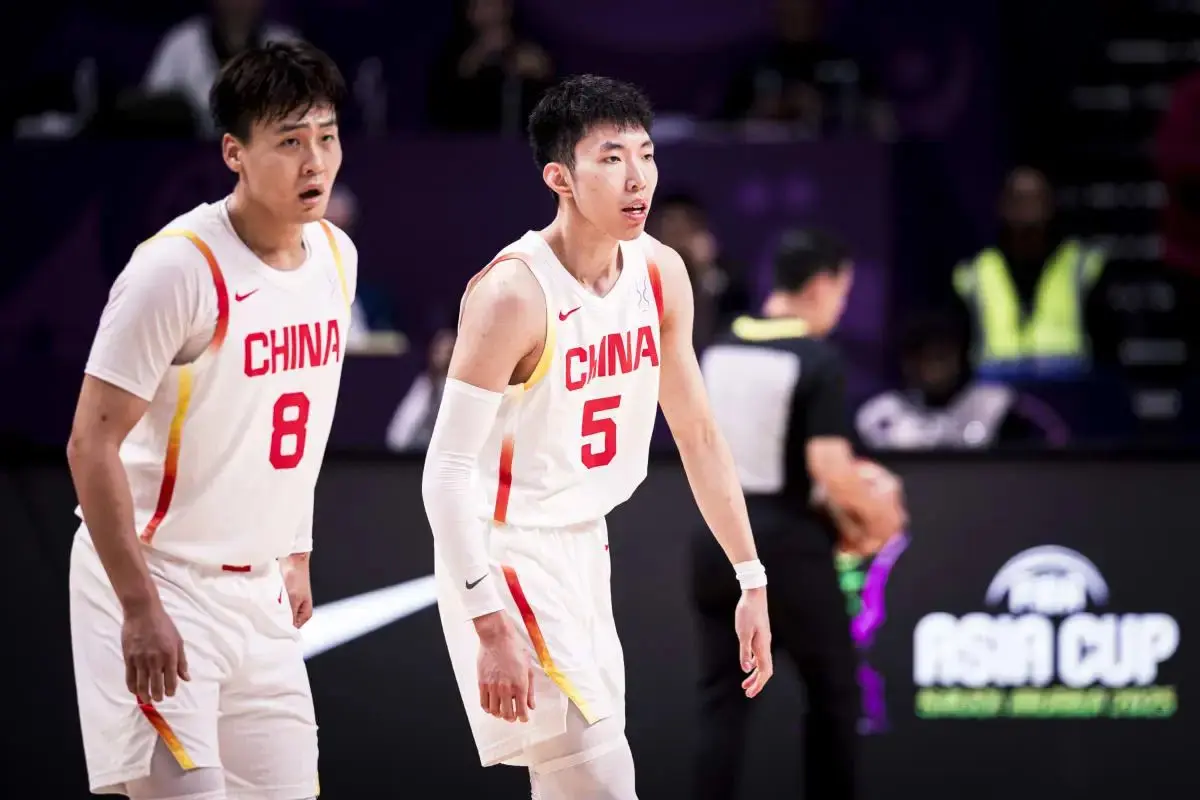 div, 他也没有邀 div, 他也没有邀