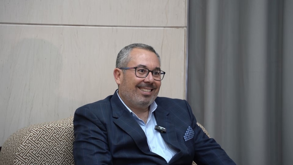 他说, 中国球迷的, 为运动员在