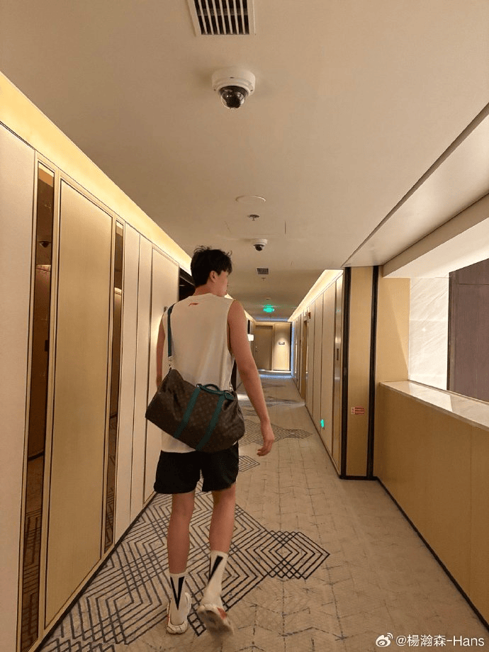 cn, div, 杨瀚森社媒