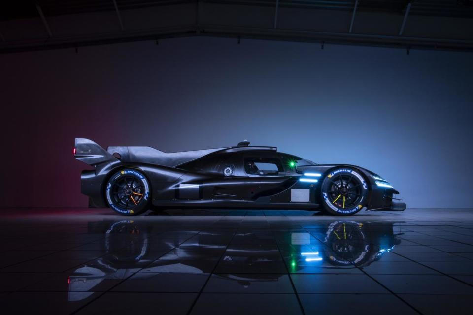 利完成首次, om, 落地