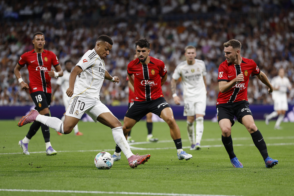 帮助皇马获 帮助皇马获