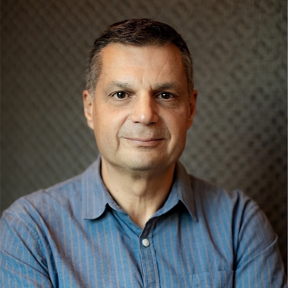 inews, 现在却被告 inews, 现在却被告